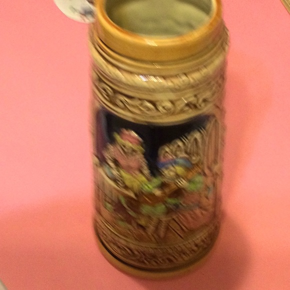 Vintage ceramic oversize German beer mug 16/268.Mug has Japan on bottom. - Picture 5 of 5